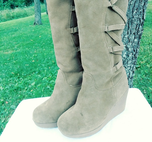 bearpaw britney boots